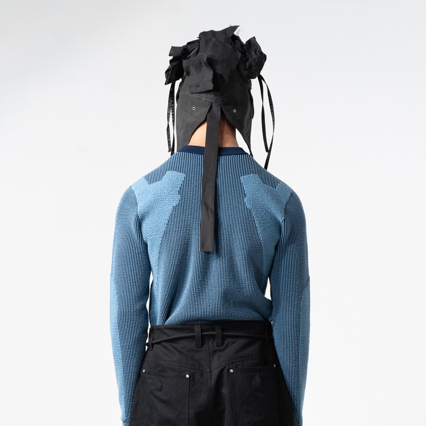 BLOCKX KNIT SWEATER