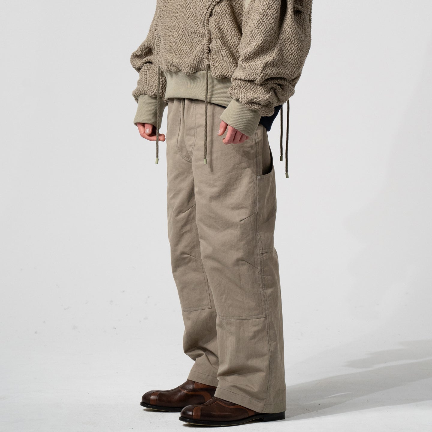 CARPENTED PANTS